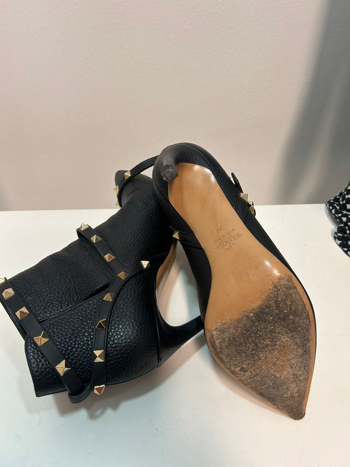 BOTA VALENTINO ROCKSTUD
