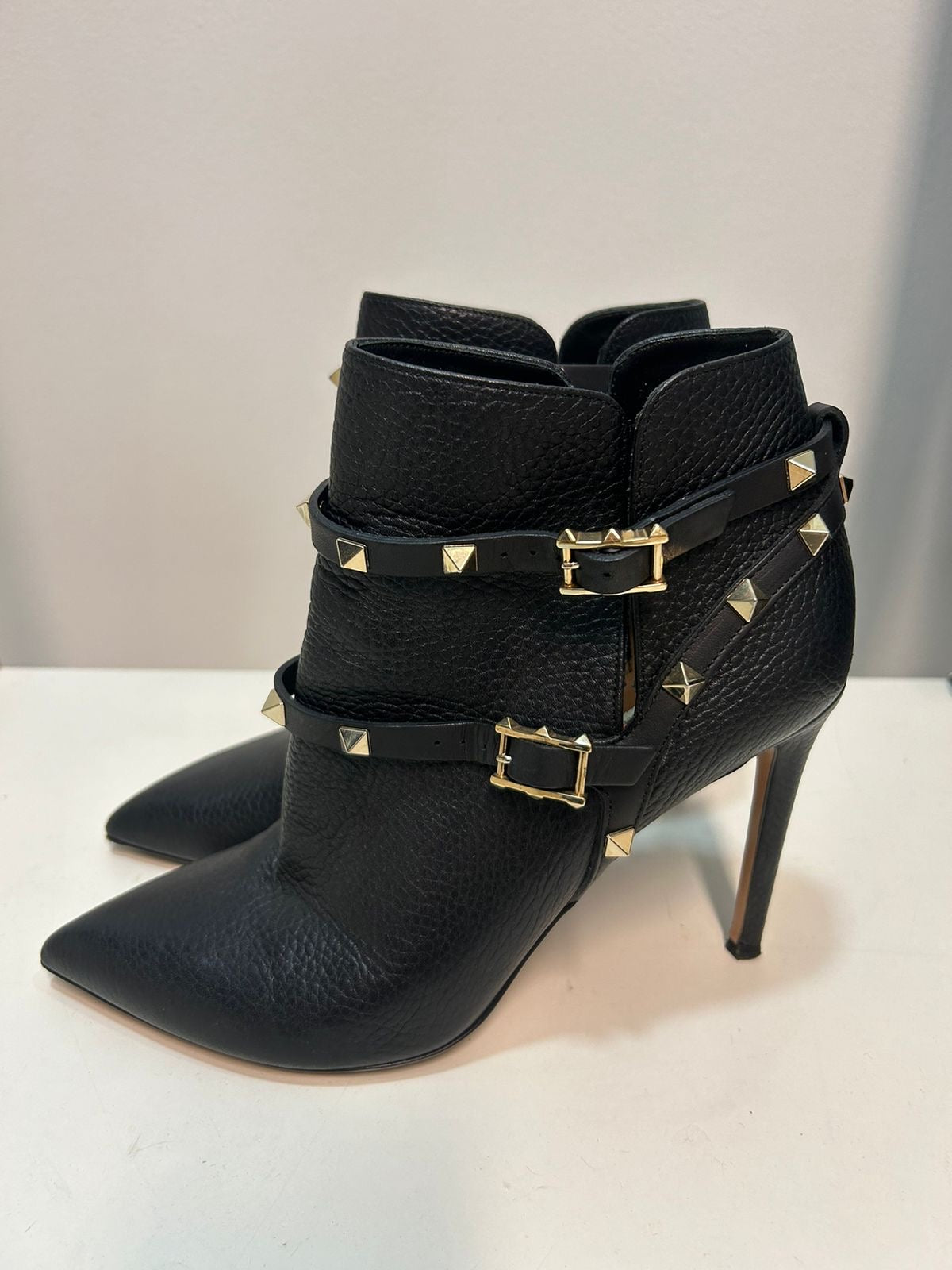 BOTA VALENTINO ROCKSTUD