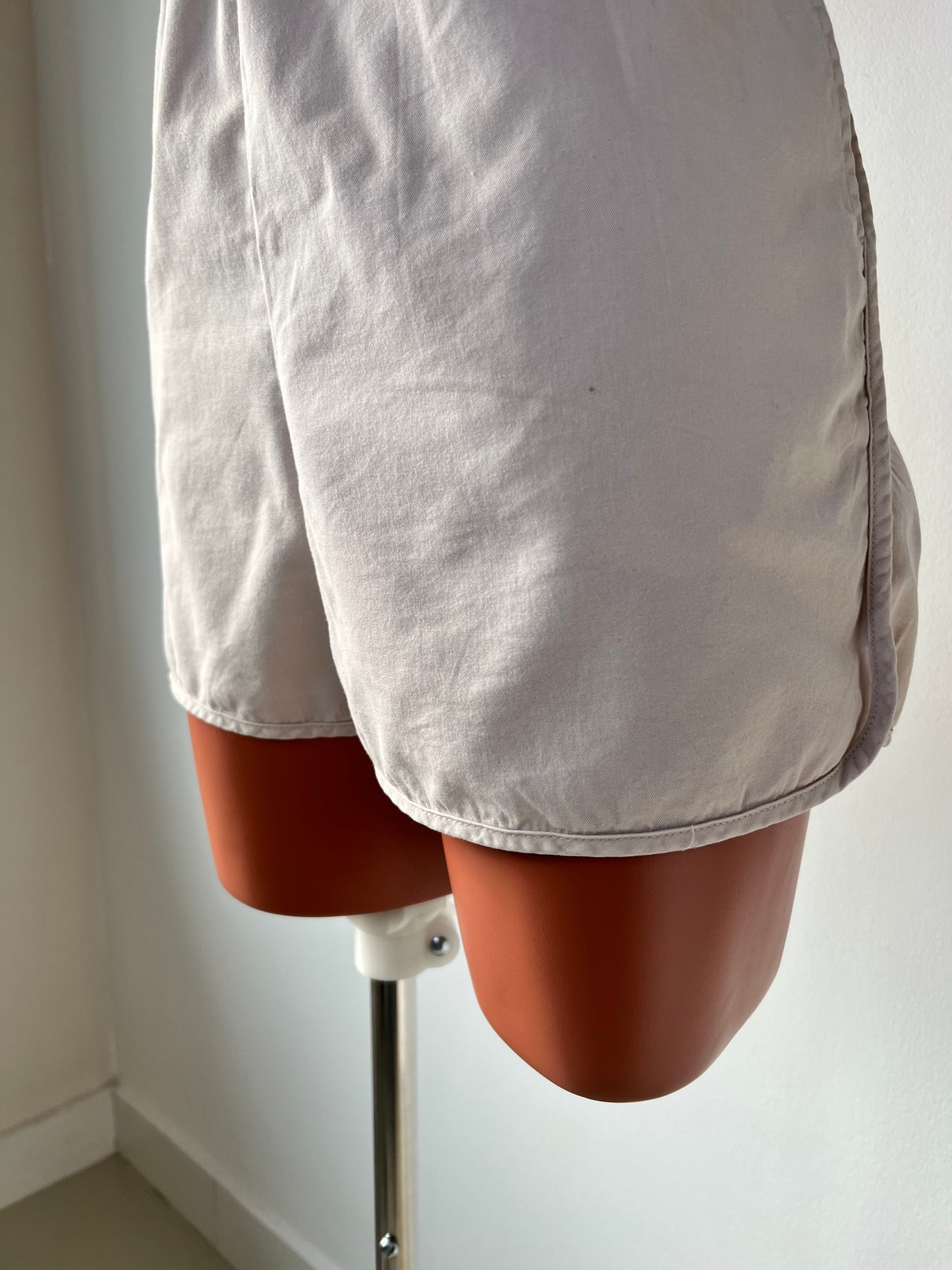 SHORT BANANA REPUBLIC