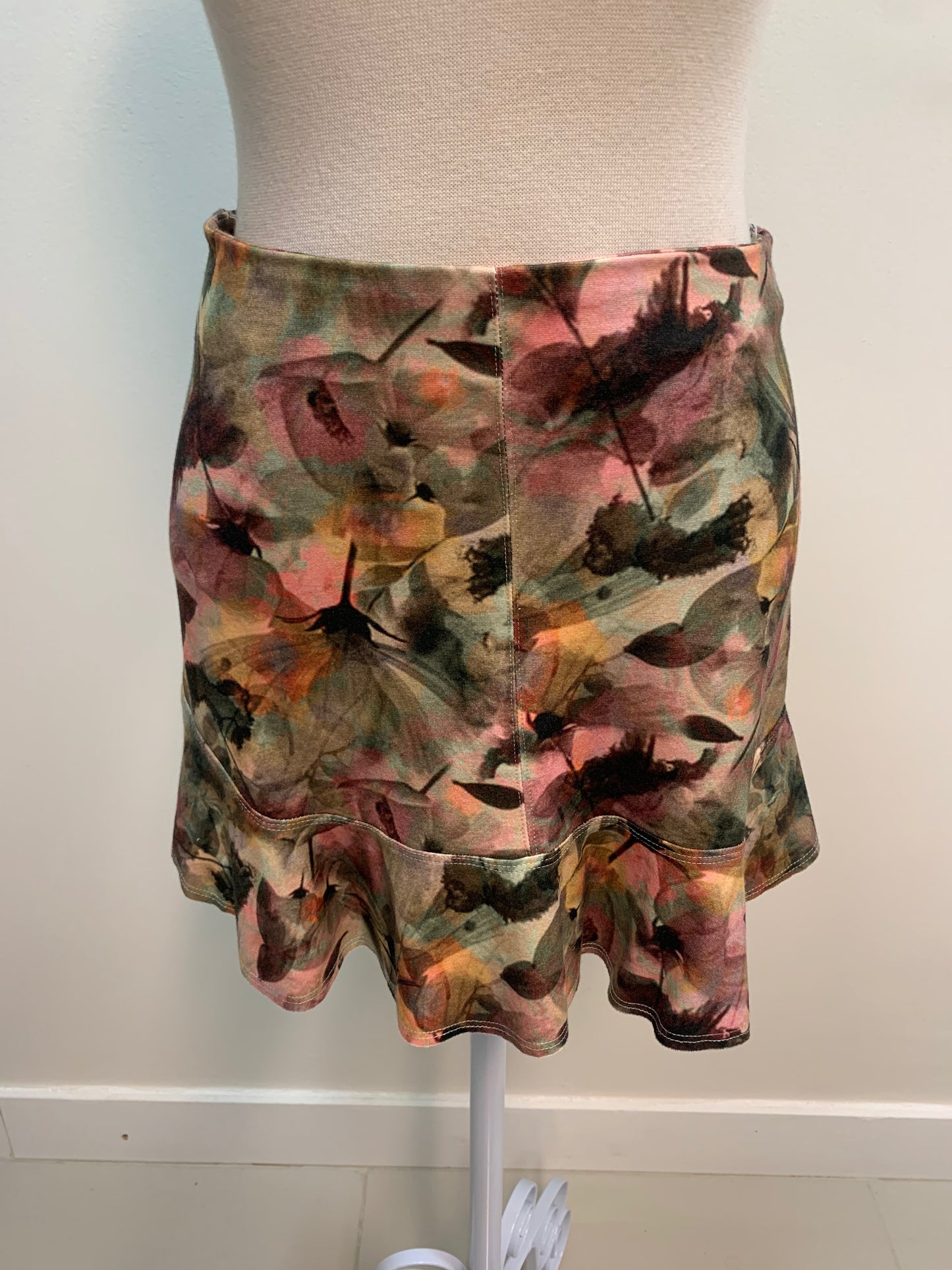 CONJUNTO SAIA E BLUSA AGATHA