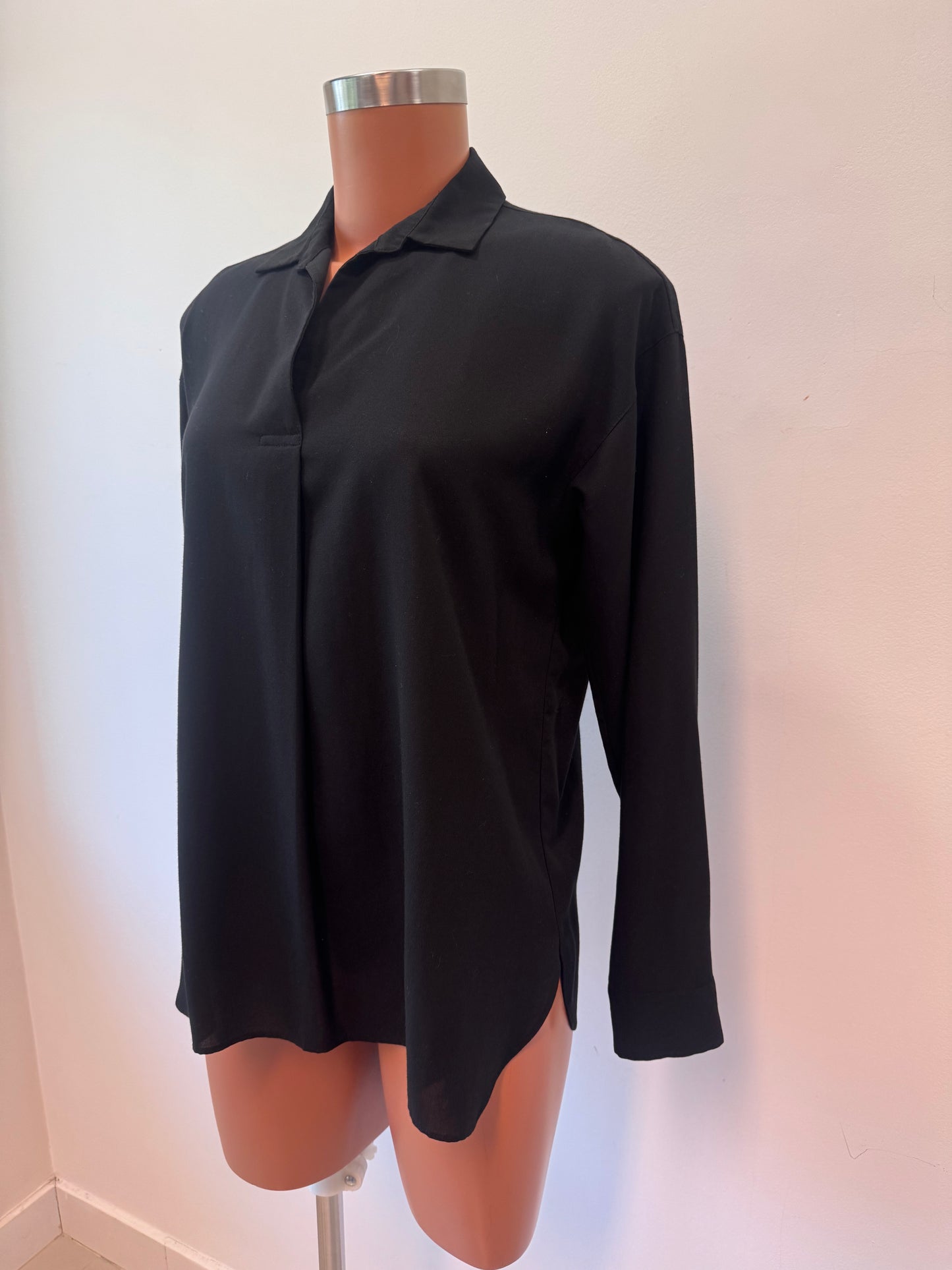 BLUSA UNIQLO