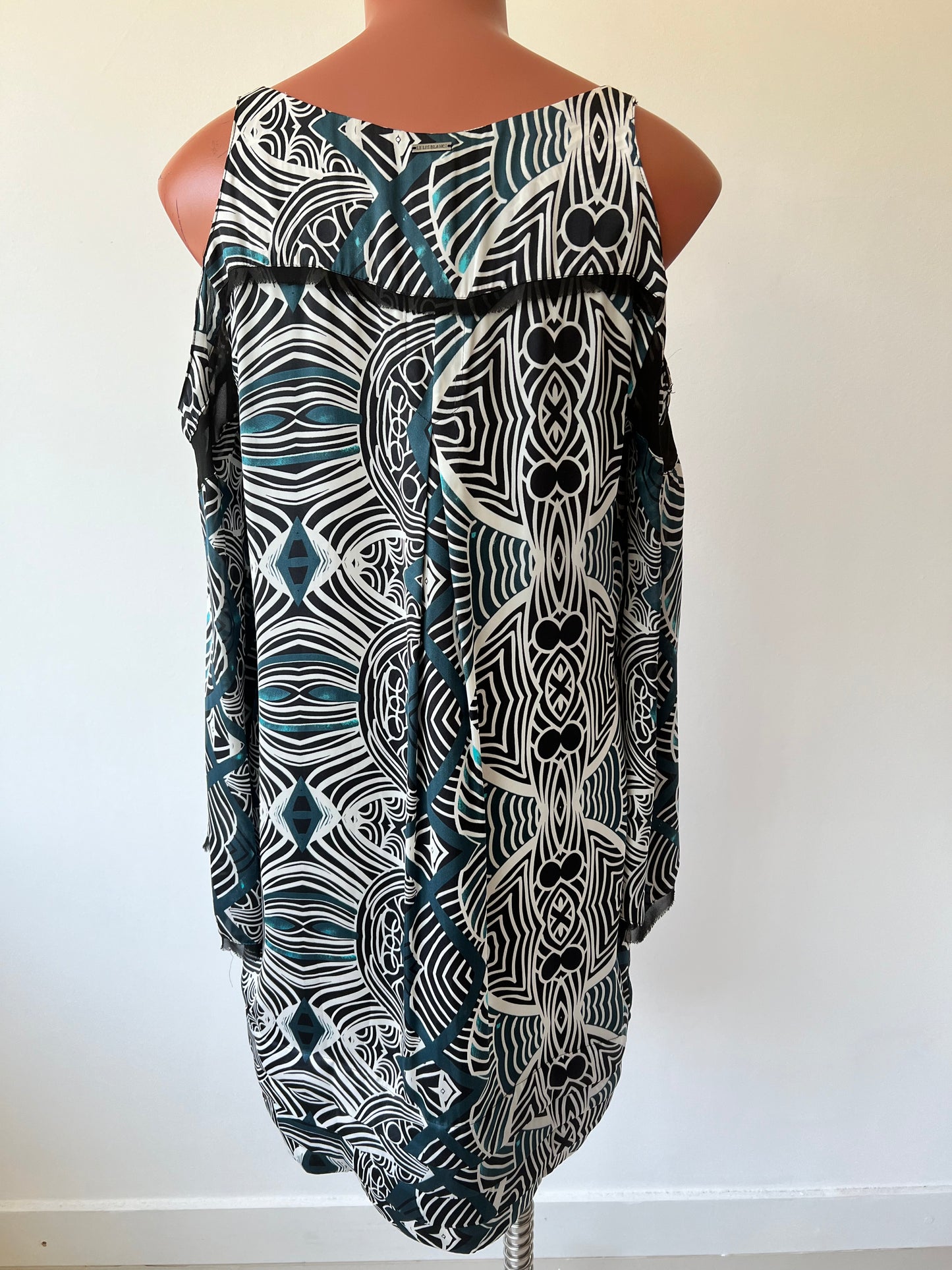 VESTIDO LE LIS BLANC