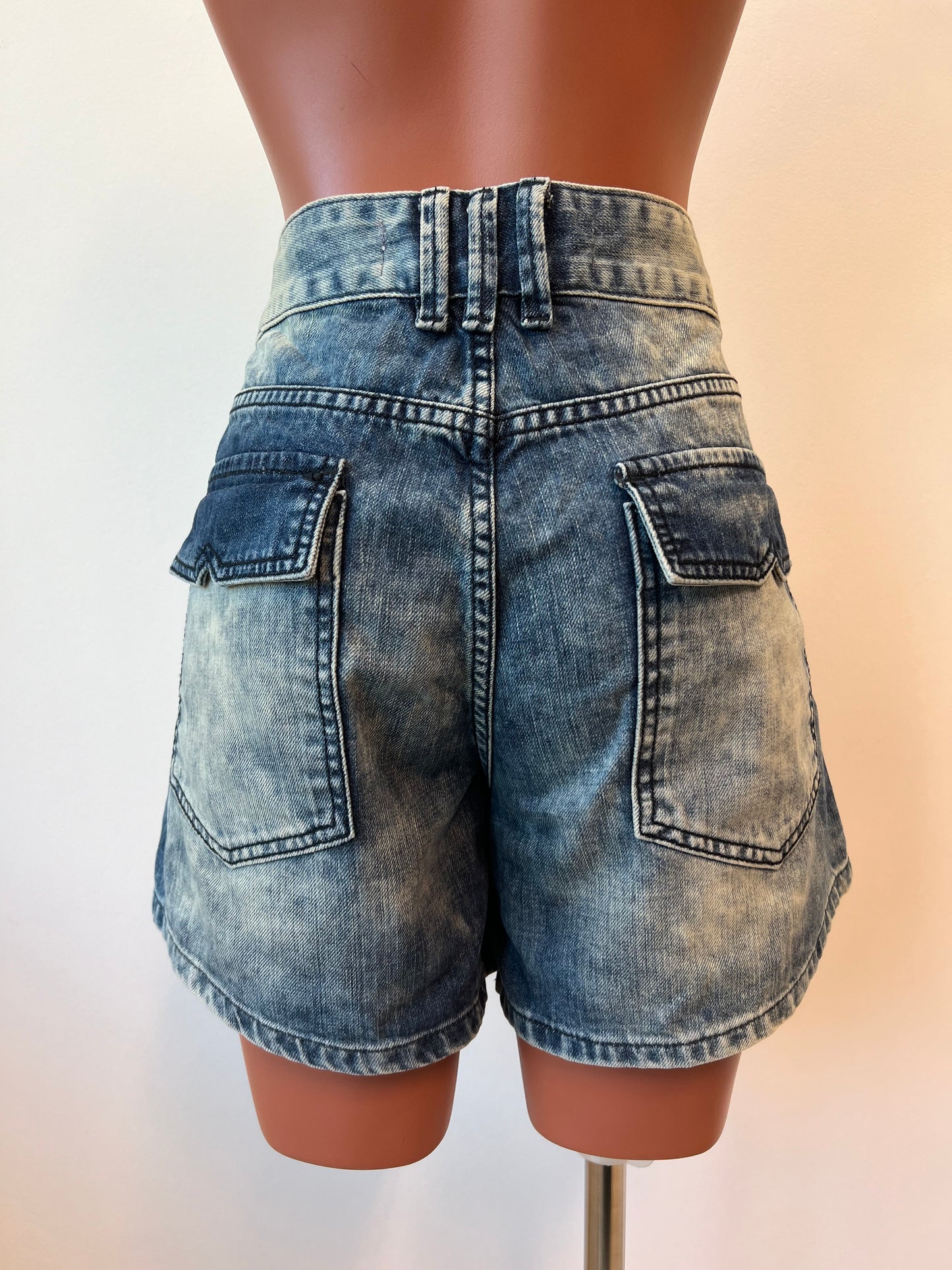 SHORT ENJOY