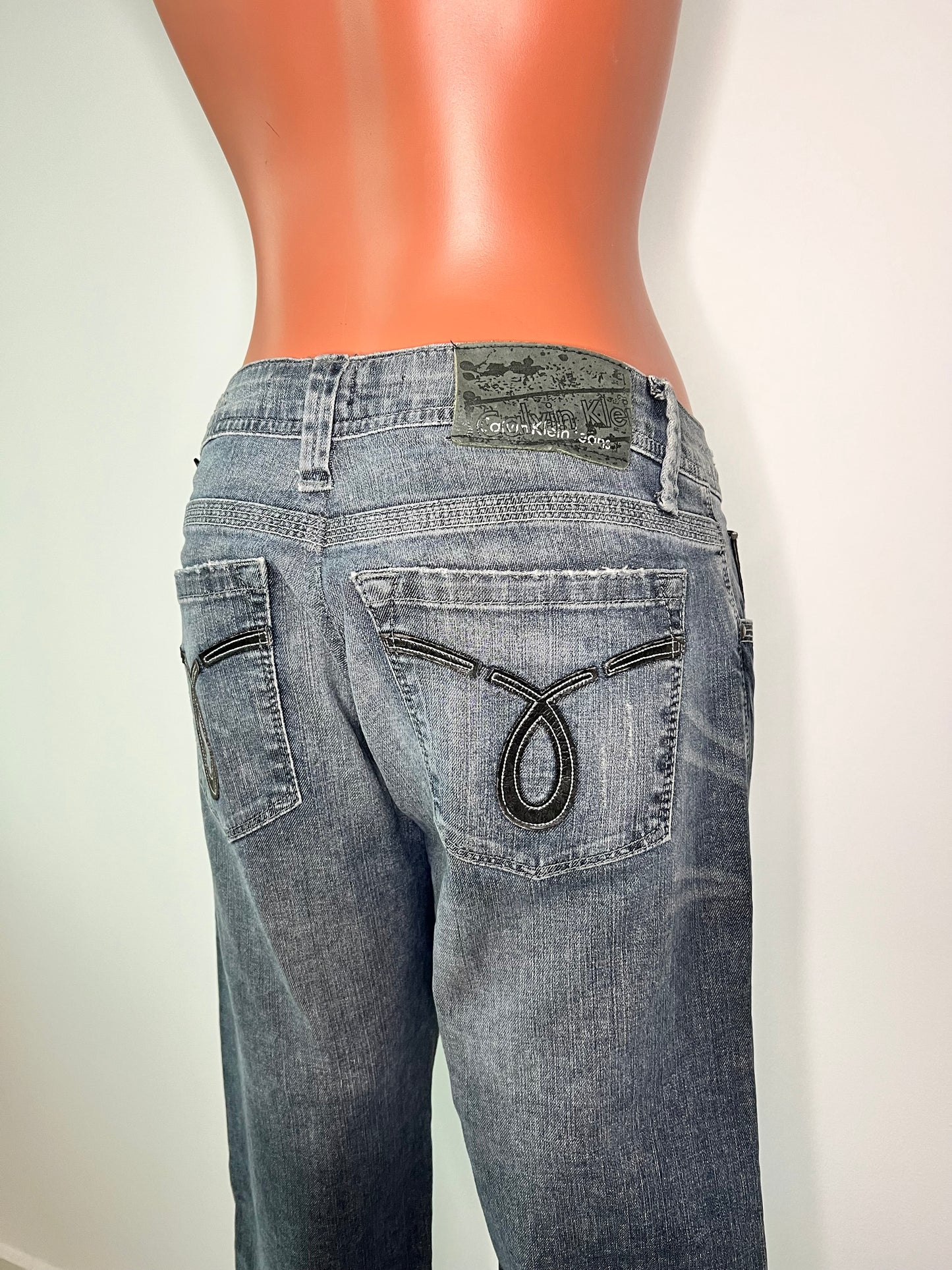 CALÇA CALVIN KLEIN