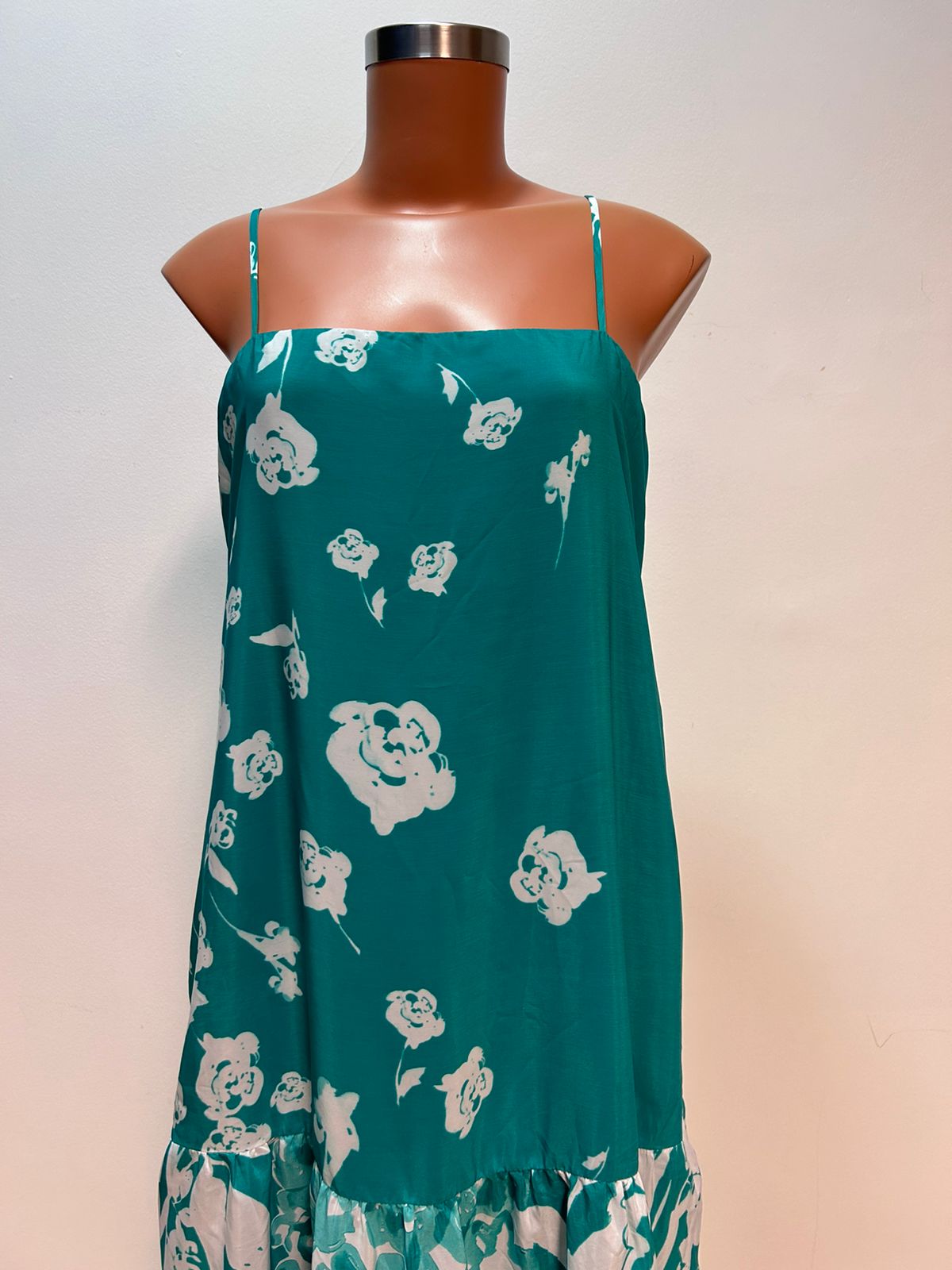 VESTIDO SACADA