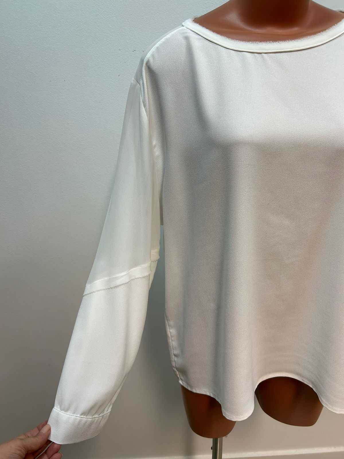 BLUSA SACADA