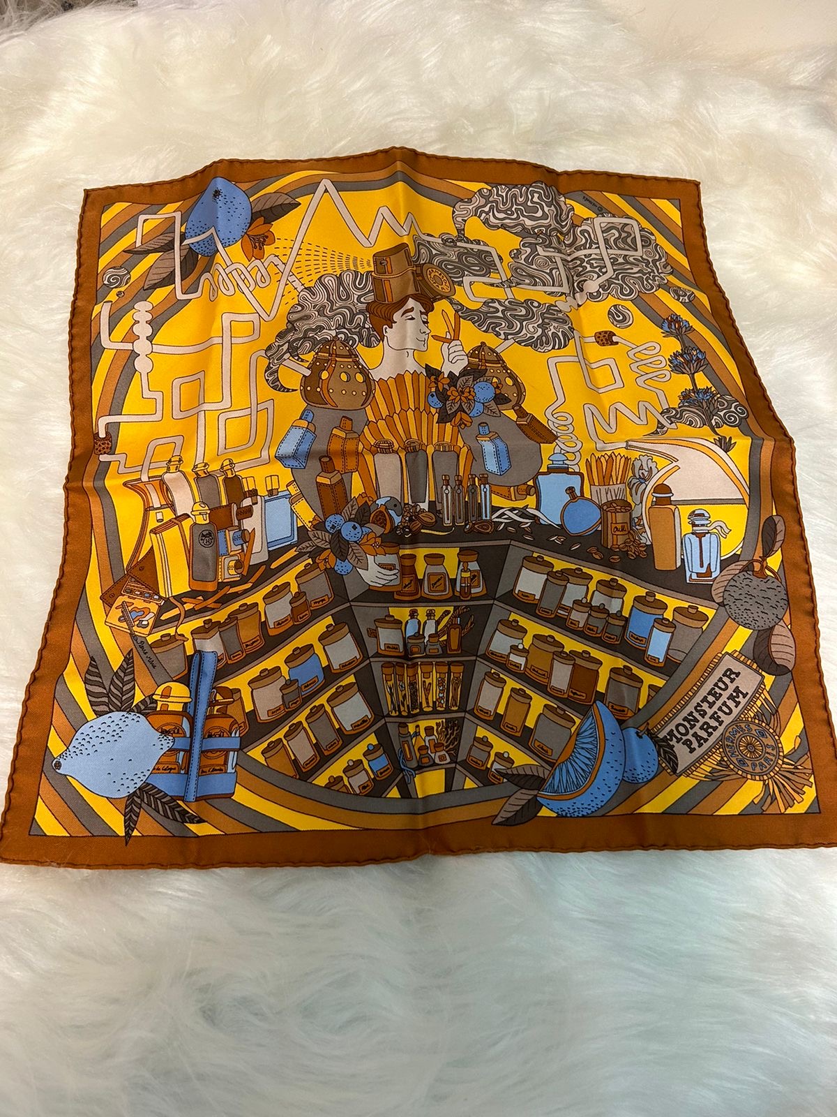 LENÇO HERMES SEDA PURA 40 X 40