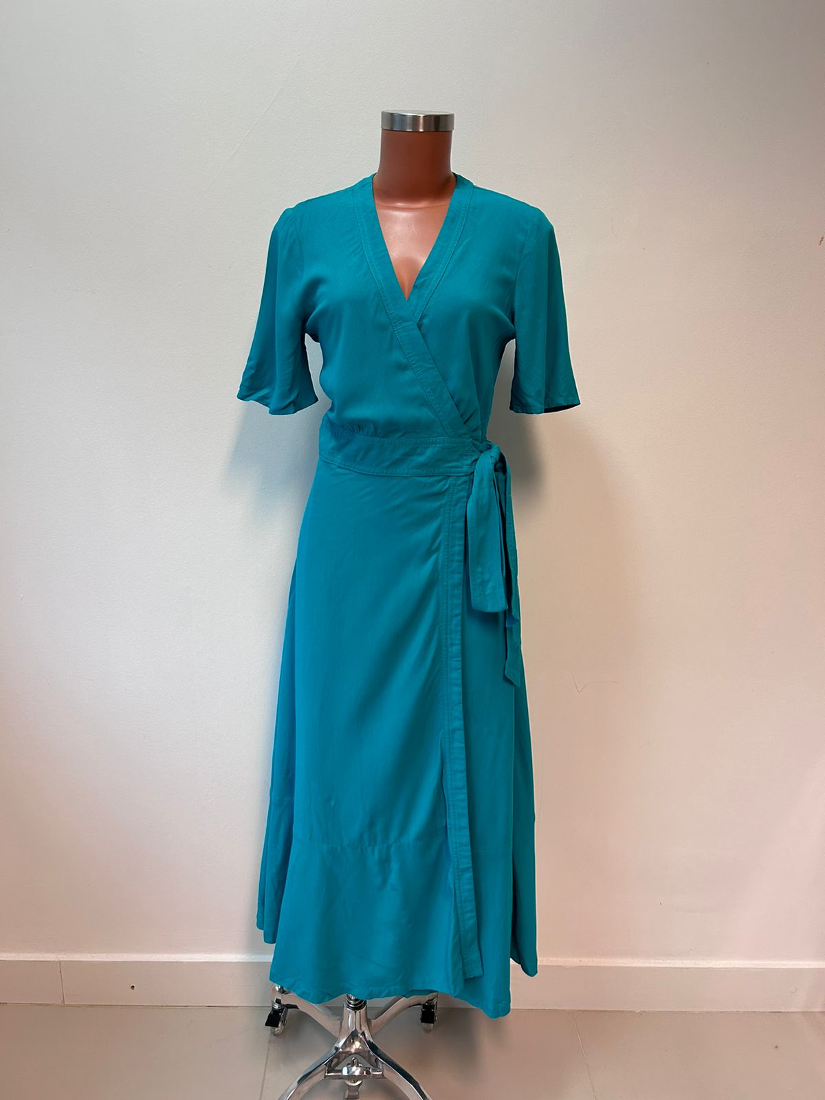 VESTIDO SACADA