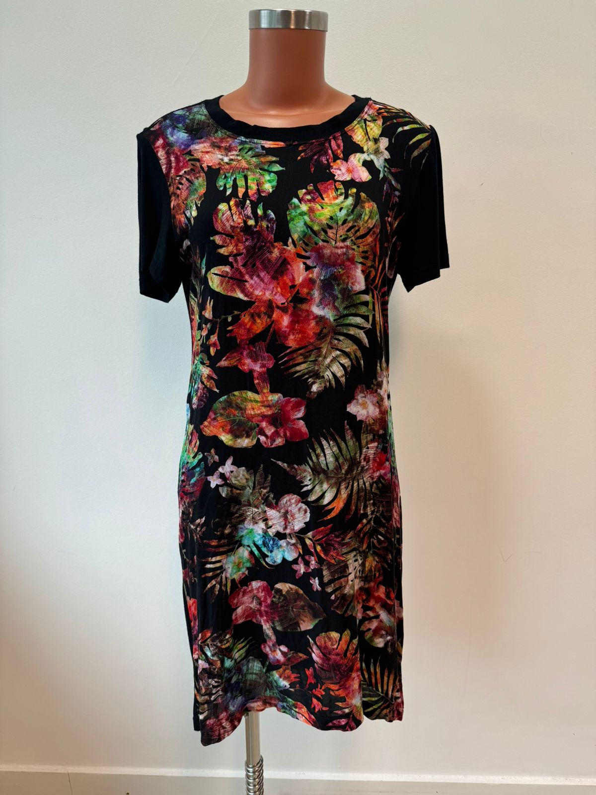VESTIDO SACADA