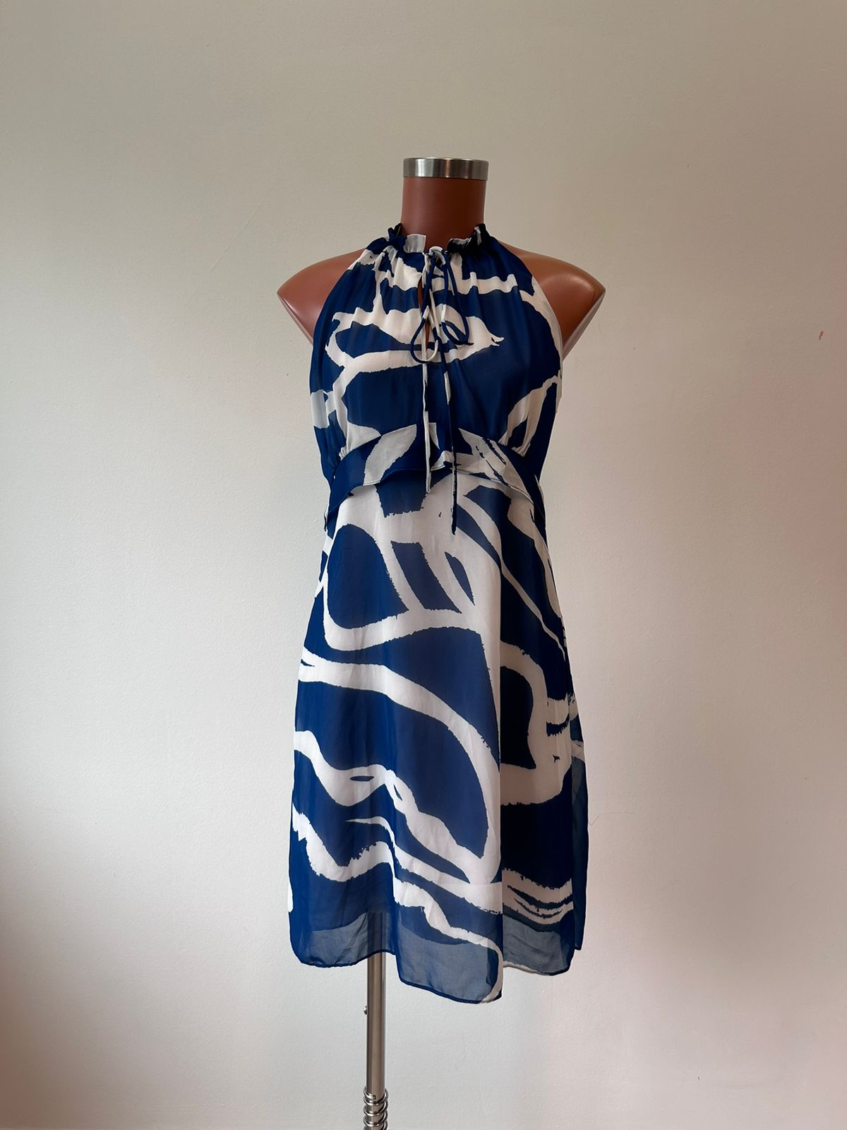 VESTIDO SACADA