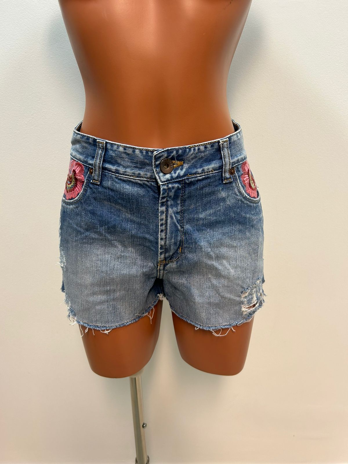 SHORT LE LIS BLANC