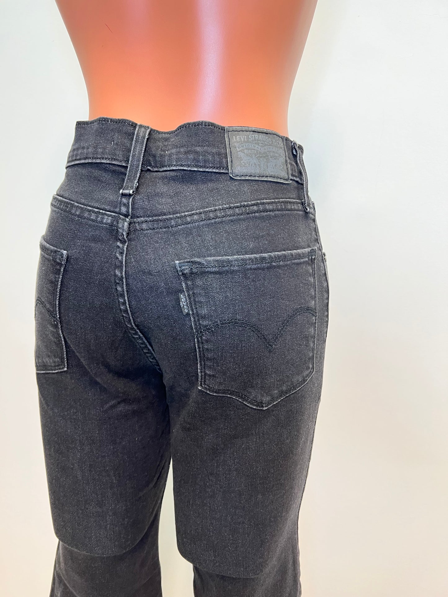 CALÇA LEVIS