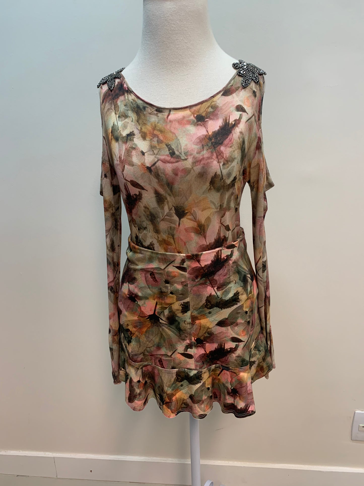 CONJUNTO SAIA E BLUSA AGATHA