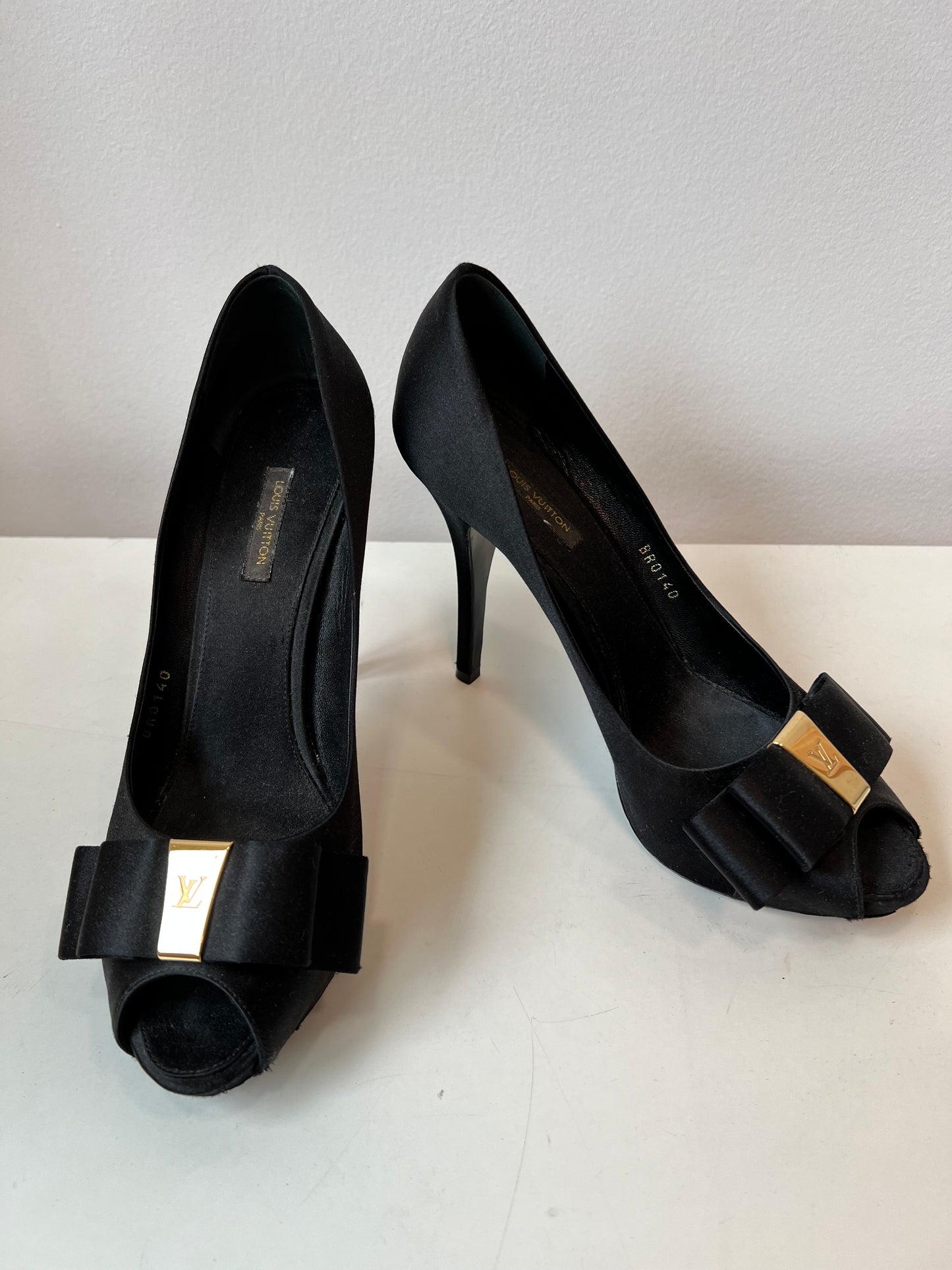 SCARPIN LOUIS VUITTON PEEP TOE