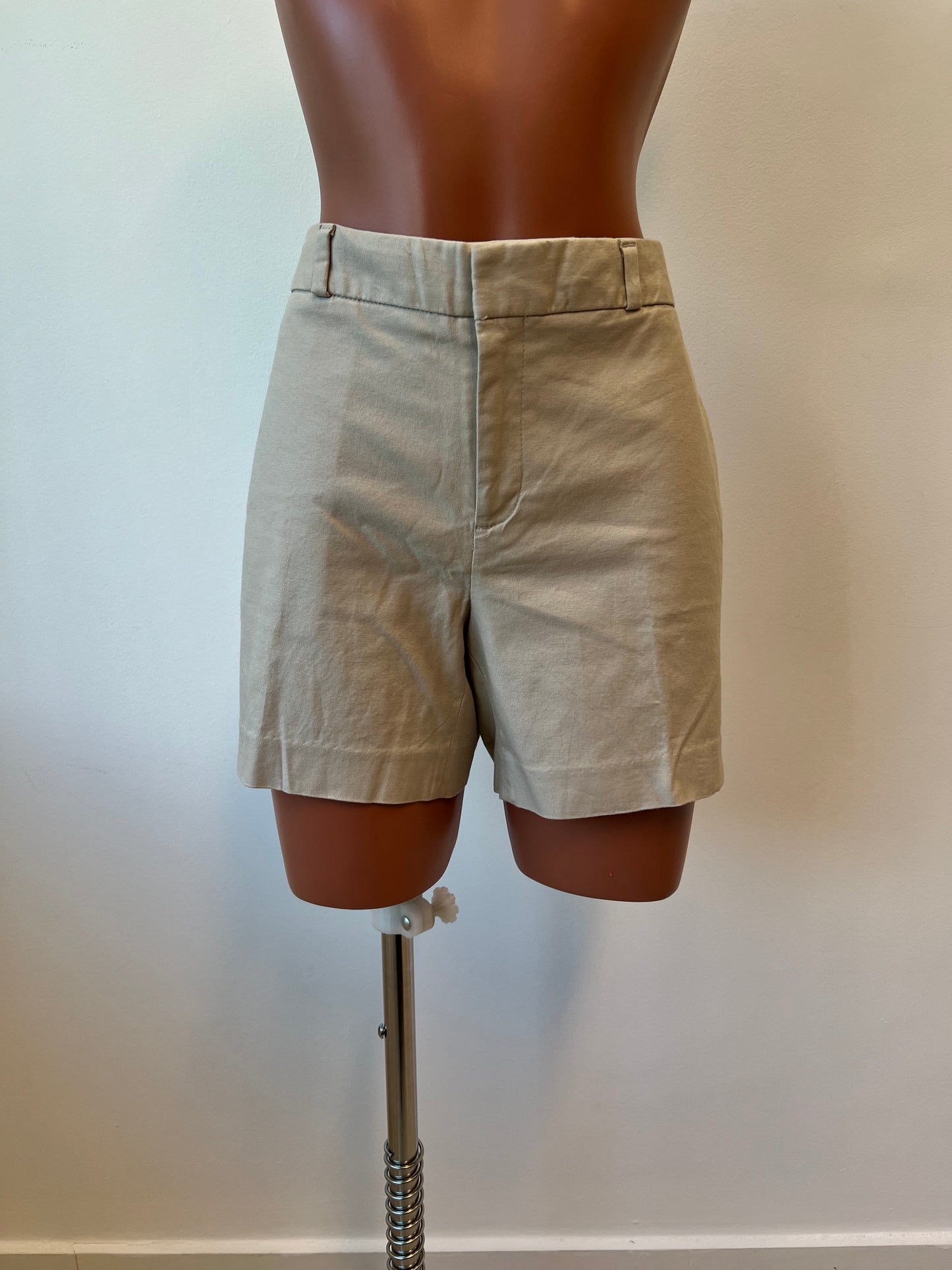 SHORT BANANA REPUBLIC