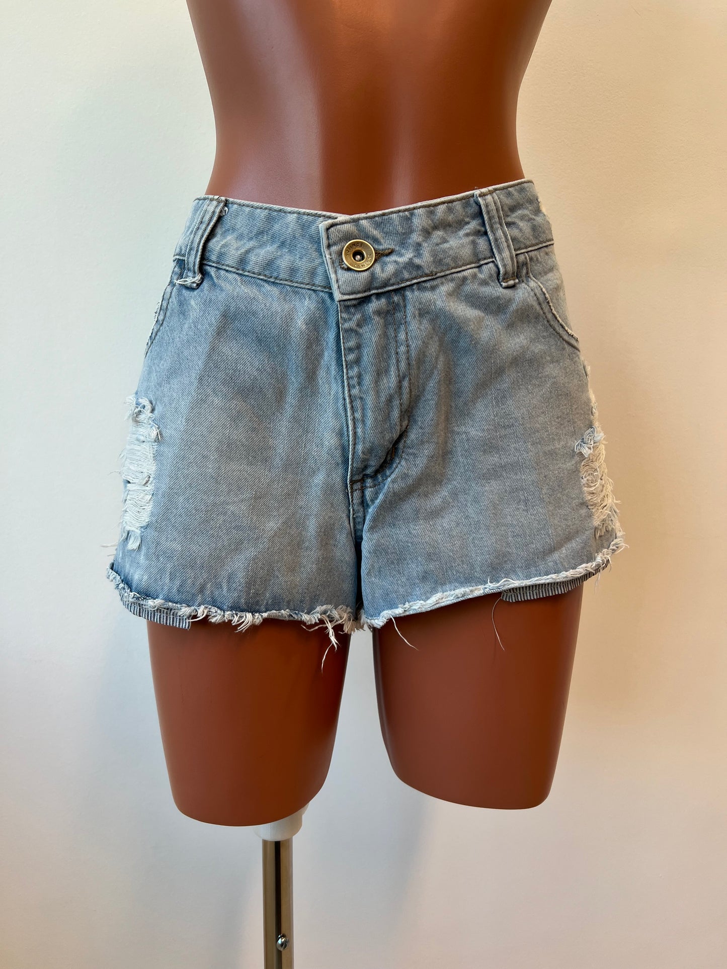 SHORT SALINAS