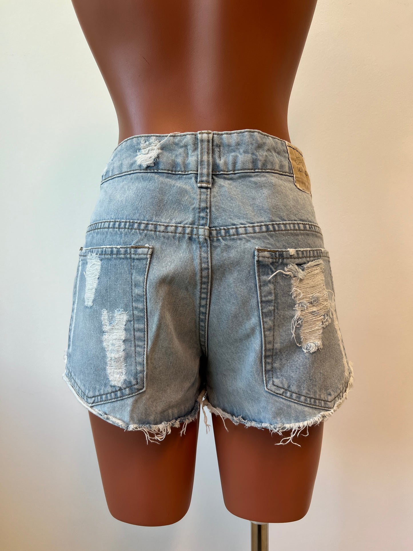 SHORT SALINAS
