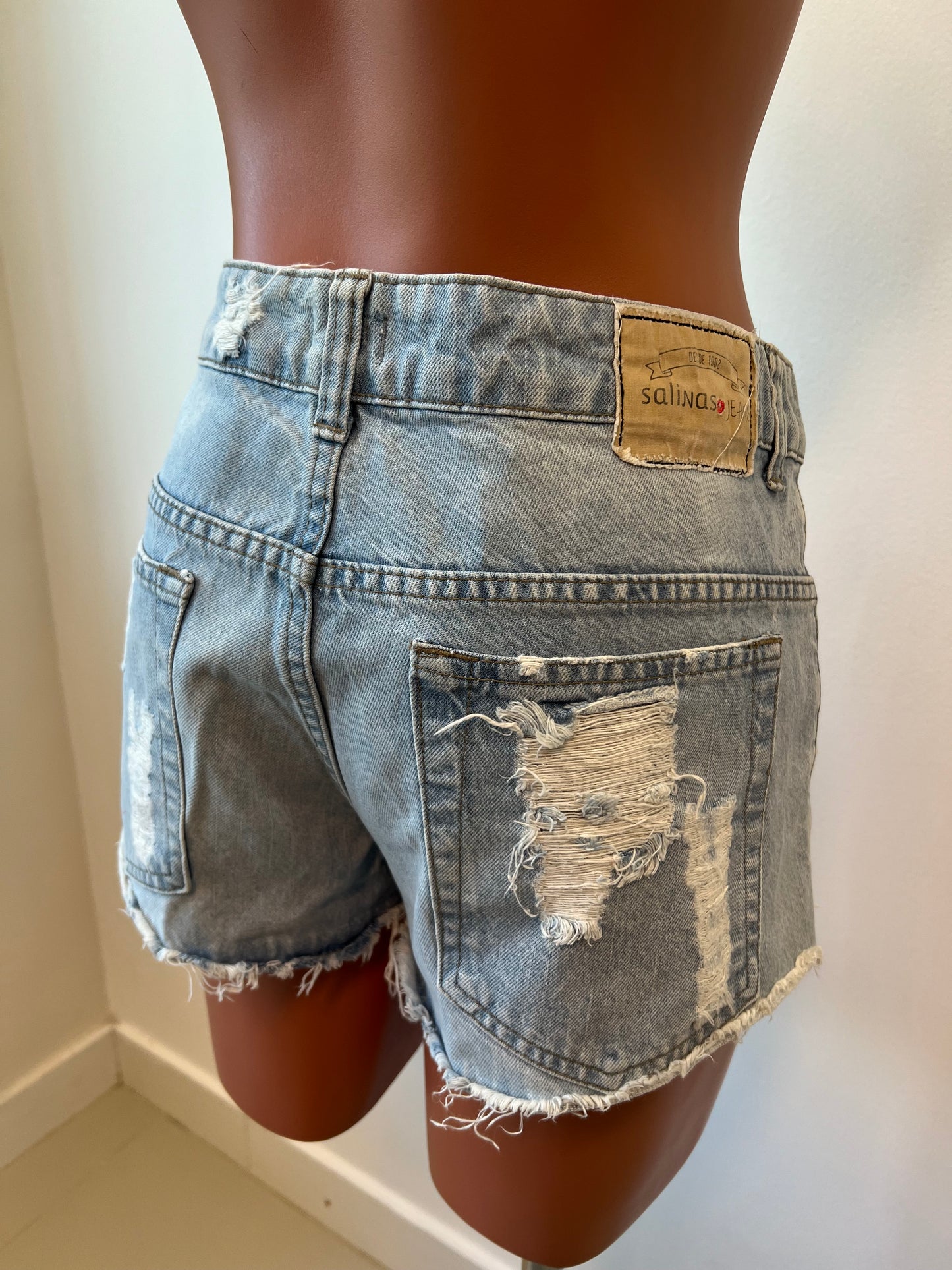SHORT SALINAS