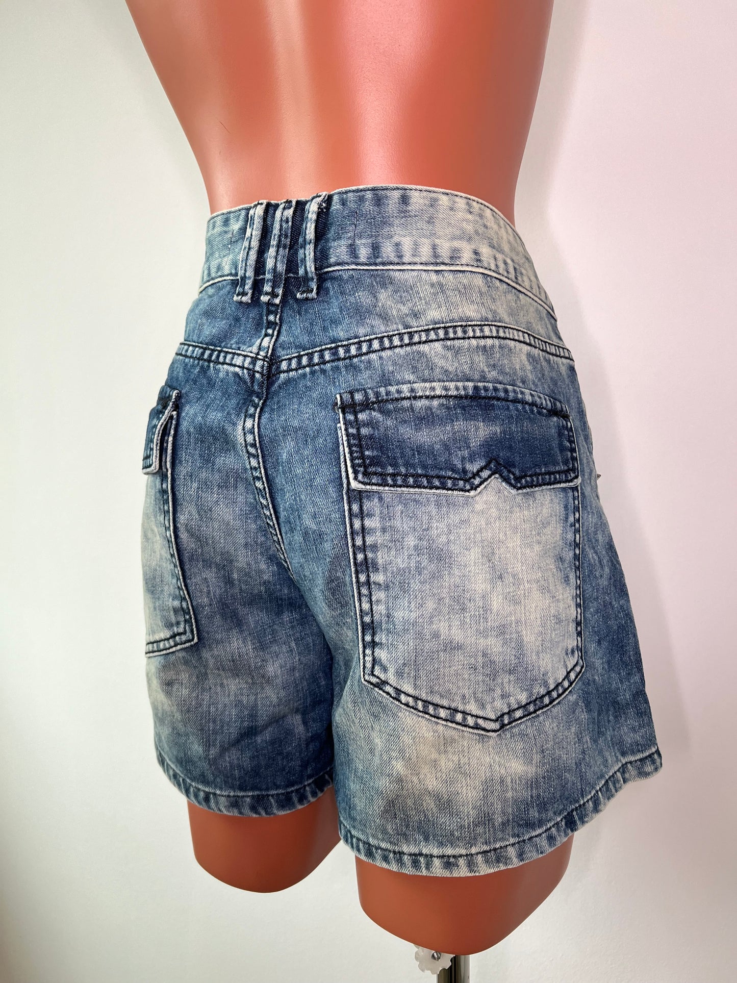 SHORT ENJOY