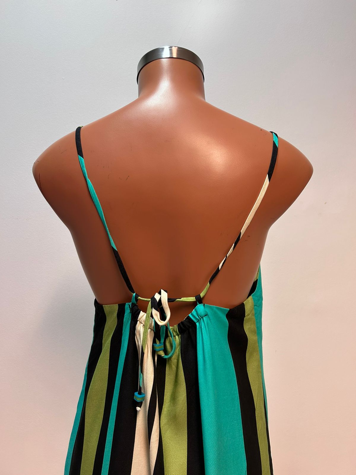 VESTIDO SACADA