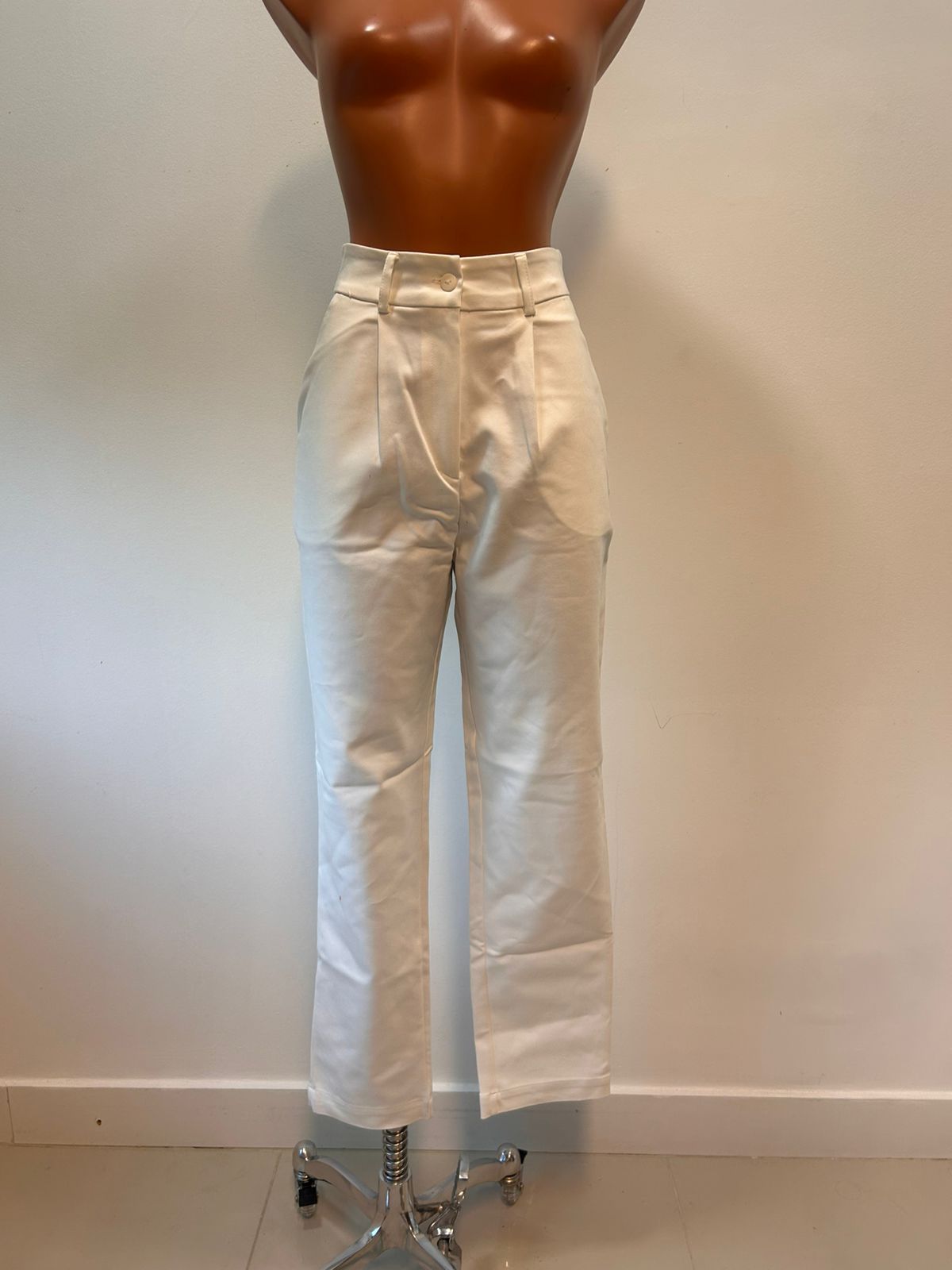 CALÇA AMARO
